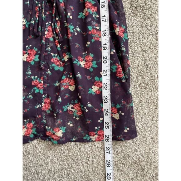Forever 21 floral blouse sleeveless size medium - Picture 7 of 7